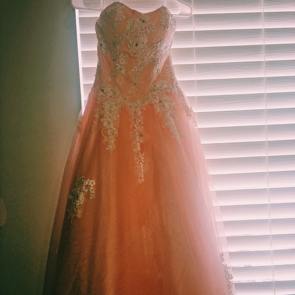 BRAND NEW FORMAL LONG DRESS